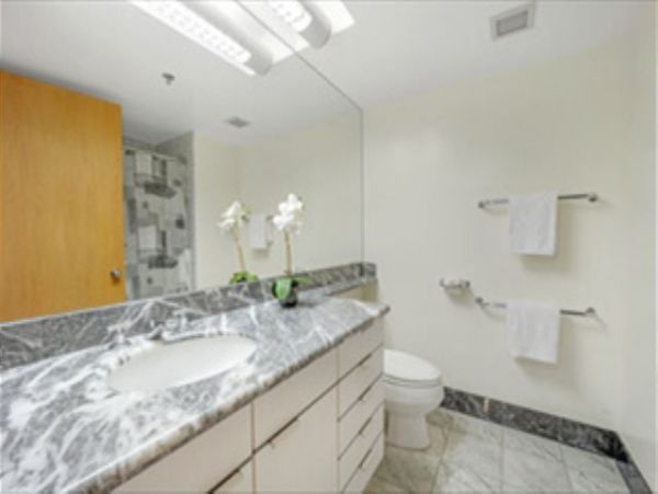 Honolulu Vacation Condo Two Bedroom