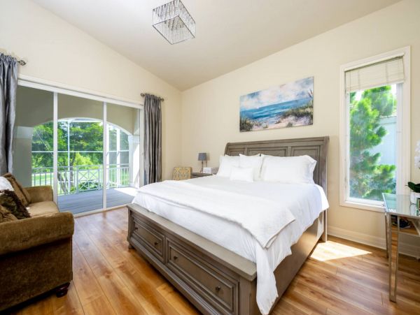 Beautiful Home with 3 Bedrooms, Private Pool & Spa