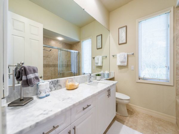 Beautiful Home with 3 Bedrooms, Private Pool & Spa