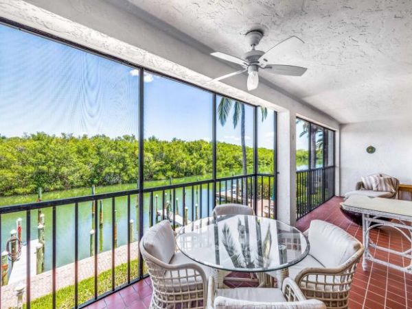 What A Treasure Wonderful Condo with Water Views