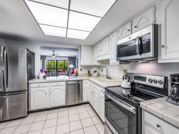 What A Treasure Wonderful Condo with Water Views
