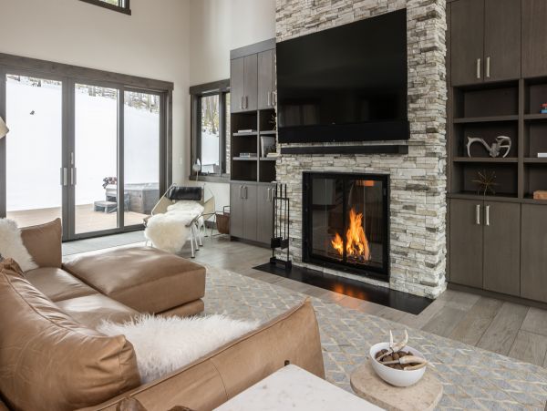 Ultra Lux Ski in Ski out home ins Spanish Peaks sleeps 14
