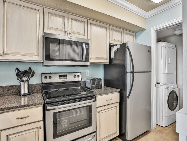 Tranquil Vacation Rental with Ocean Views, Pool, and Balcony
