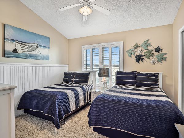 Tranquil Vacation Rental with Ocean Views, Pool, and Balcony