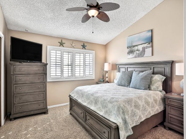 Tranquil Vacation Rental with Ocean Views, Pool, and Balcony