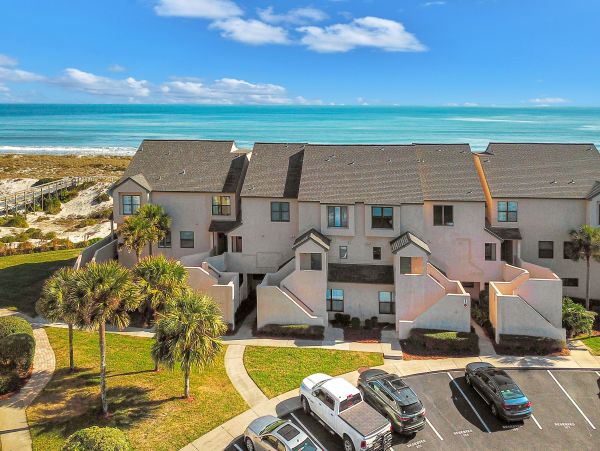 Tranquil Vacation Rental with Ocean Views, Pool, and Balcony