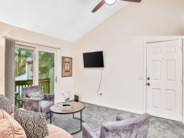 Two Bedroom Condo walking distance to the beach