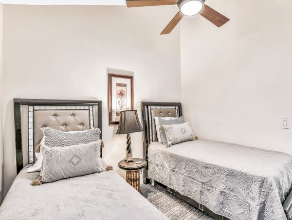 Two Bedroom Condo walking distance to the beach