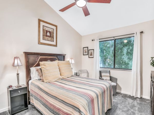 Two Bedroom Condo walking distance to the beach