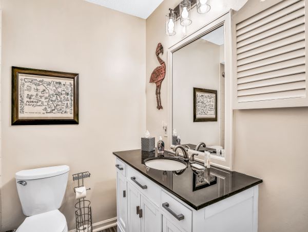 Two Bedroom Condo walking distance to the beach