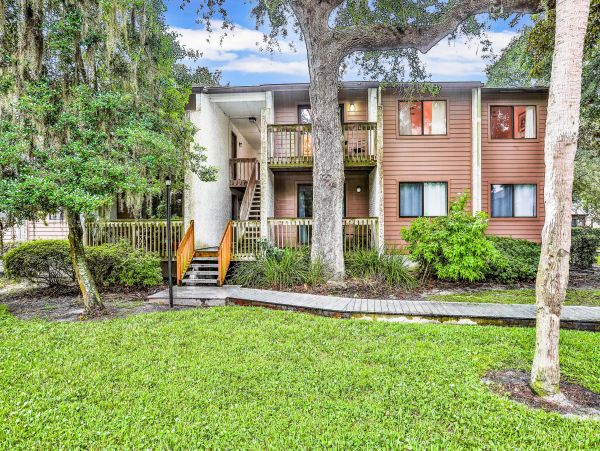 Two Bedroom Condo walking distance to the beach