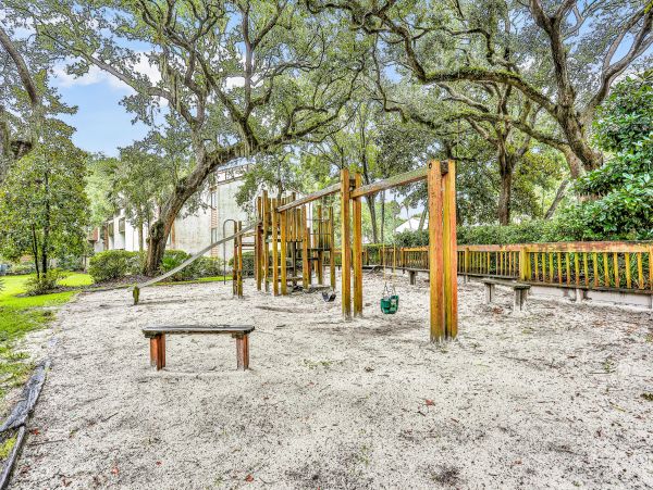 Two Bedroom Condo walking distance to the beach