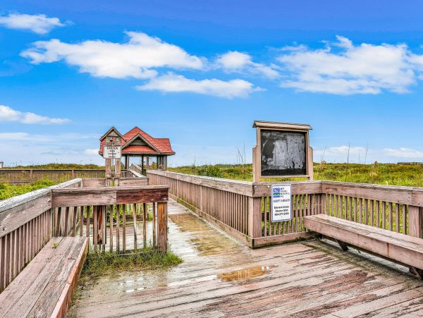 Two Bedroom Condo walking distance to the beach