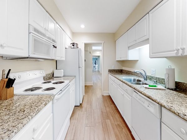 5 Bedroom- 5.5 bathroom house with patio, private pool and beach access