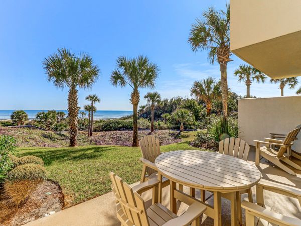 Oceanfront Fernandina Beach Condo: Luxury with Pool & Tennis