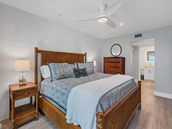 Bay Views Boca Grande Vacation Condo Two Bedroom