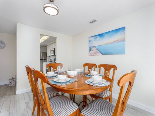 Sarasota Vacation Home Two Bedroom