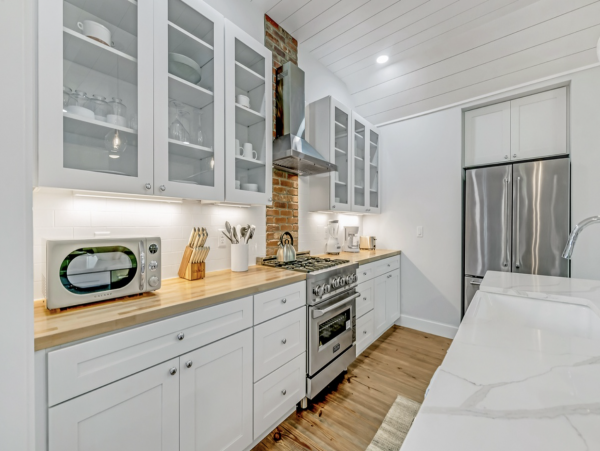 Beautiful Three Bedroom Vacation Rental  Additional Guest Suite