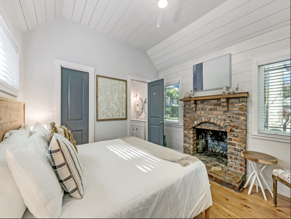 Beautiful Three Bedroom Vacation Rental  Additional Guest Suite