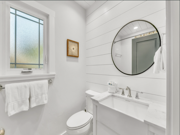 Beautiful Three Bedroom Vacation Rental  Additional Guest Suite