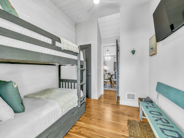 Beautiful Three Bedroom Vacation Rental  Additional Guest Suite