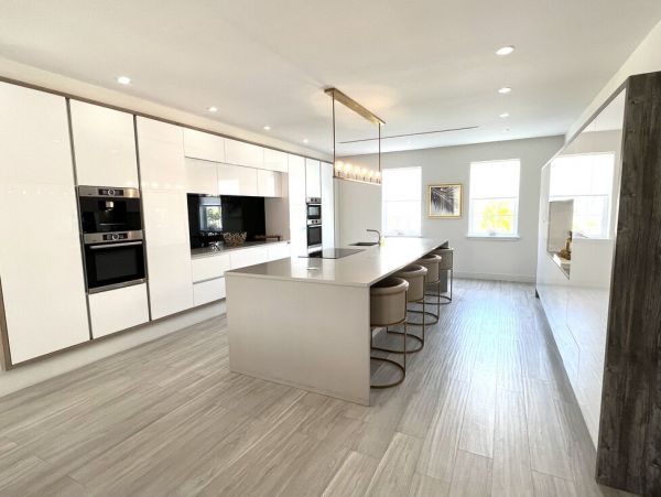 Luxury Five Bedroom Home Steps from the Beach