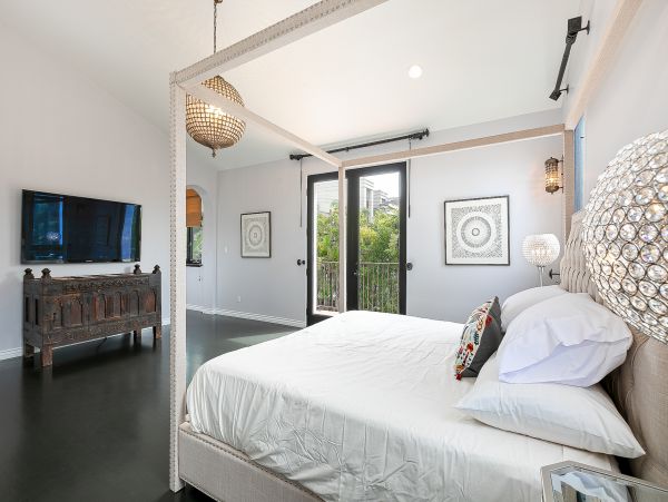 Marina Del Rey Getaway with Private Pool & Spa
