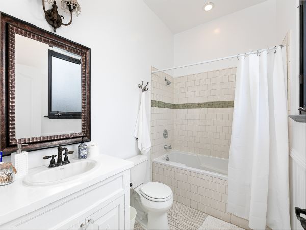 Marina Del Rey Getaway with Private Pool & Spa