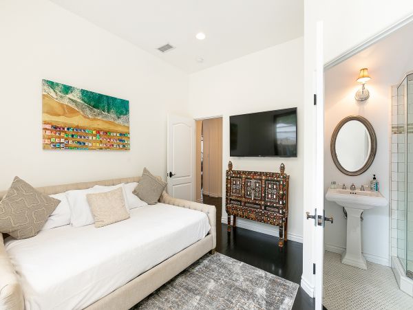 Marina Del Rey Getaway with Private Pool & Spa