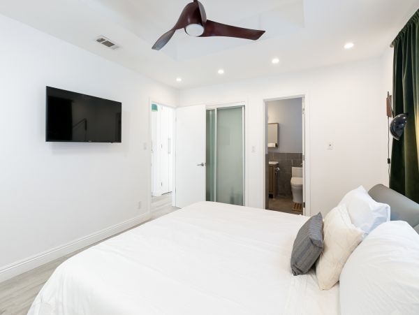 Venice Beach Home 1028834