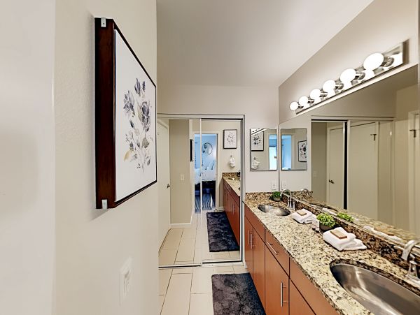 Venice Beach Home 1028835
