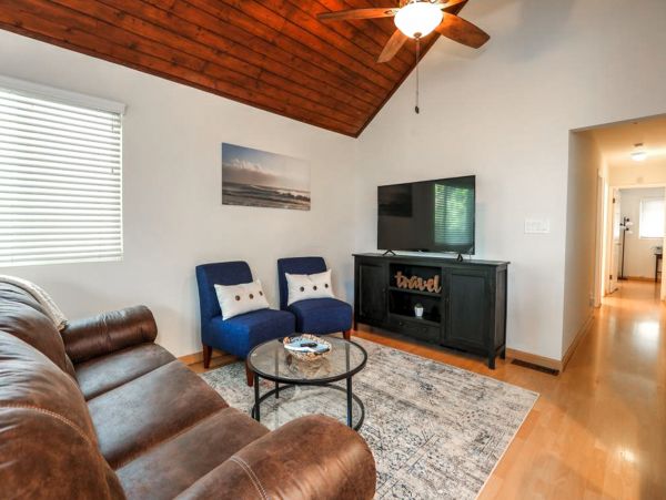 Venice Beach Home 1028839