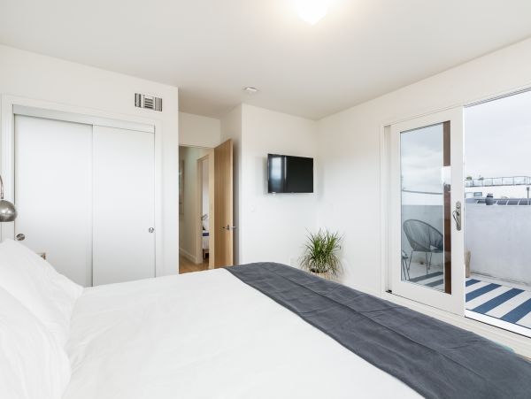 Venice Beach Home 1028840