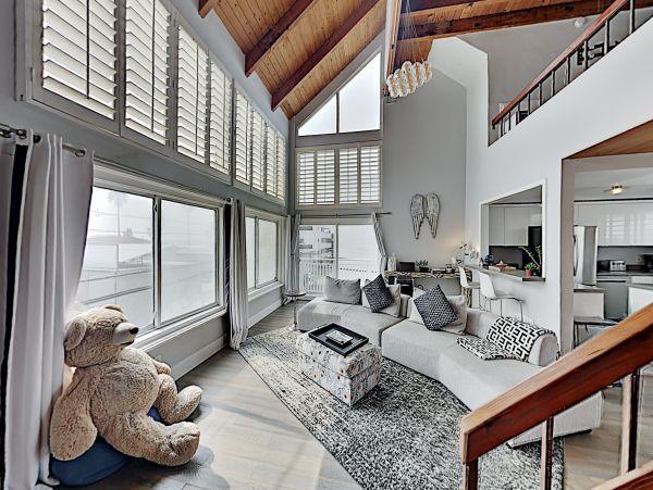 Venice Beach Home 1028842
