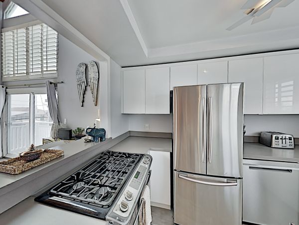 Venice Beach Home 1028842