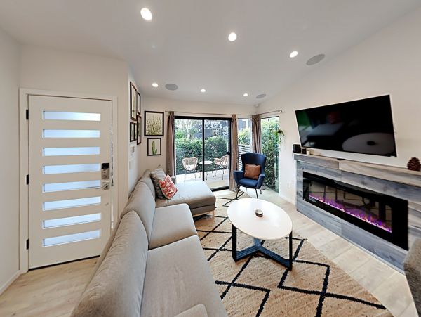 Venice Beach Home 1028844