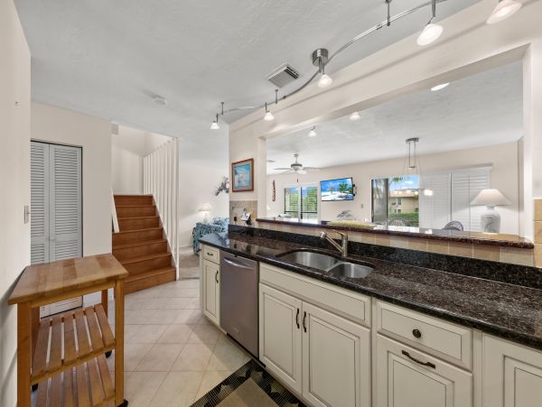Sanibel Condo 1028845