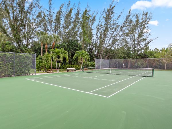 Sanibel Condo 1028845