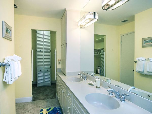 Sanibel Condo 1028846
