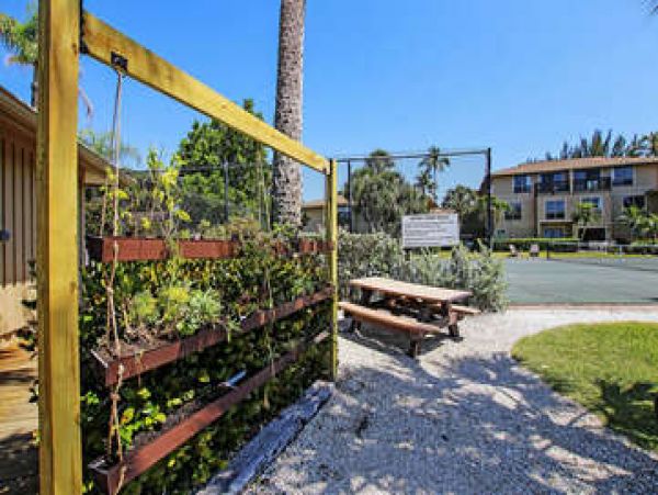 Sanibel Condo 1028847
