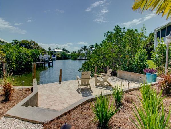 Three Bedroom Canal Front Vacation Home in Sanibel