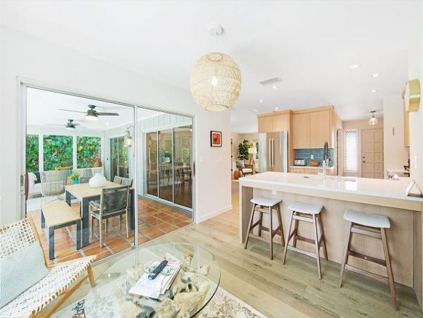 Three Bedroom Canal Front Vacation Home in Sanibel