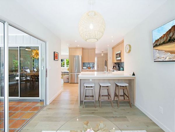 Three Bedroom Canal Front Vacation Home in Sanibel