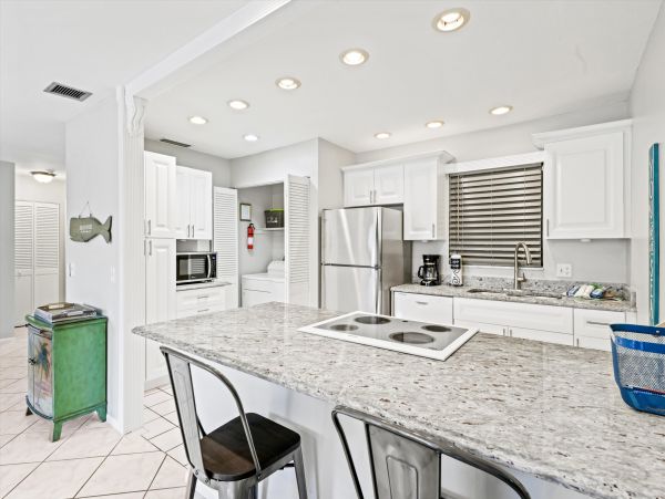 Sanibel Condo 1028852