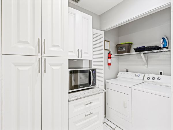 Sanibel Condo 1028852
