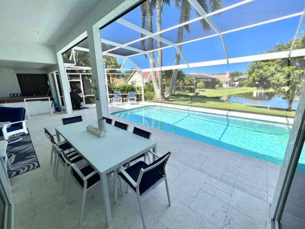 Naples Home 1028857