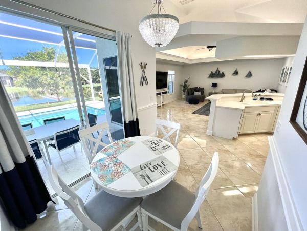 Naples Home 1028857