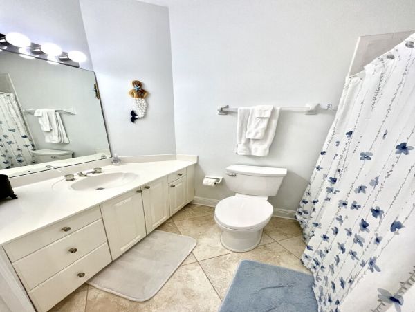 Naples Home 1028857
