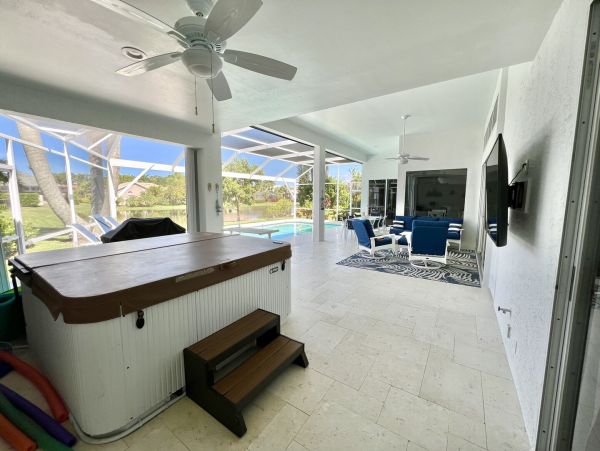 Naples Home 1028857