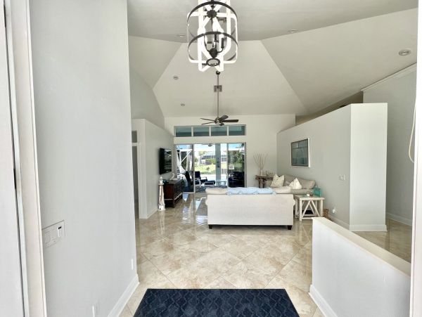 Naples Home 1028857